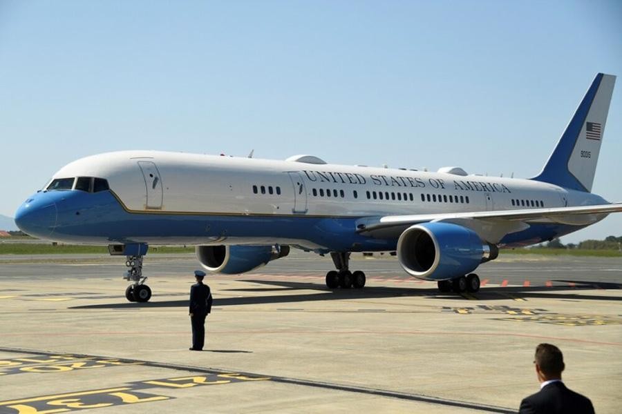 Những hình ảnh đầu tiên về nội thất máy bay siêu thanh của Tổng thống Mỹ