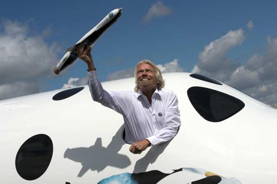 [Ảnh] Tỷ phú Anh Richard Branson dẫn đầu “bộ tam quyền lực”, mở màn du lịch vũ trụ