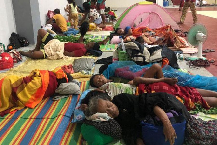 Siêu bão Rai đổ bộ Philippines, cả trăm nghìn người sơ tán