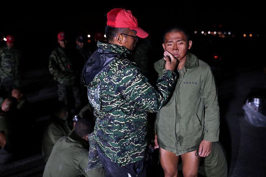 Cảnh tập luyện hiếm hoi của đặc nhiệm hải quân tinh nhuệ đảo Đài Loan