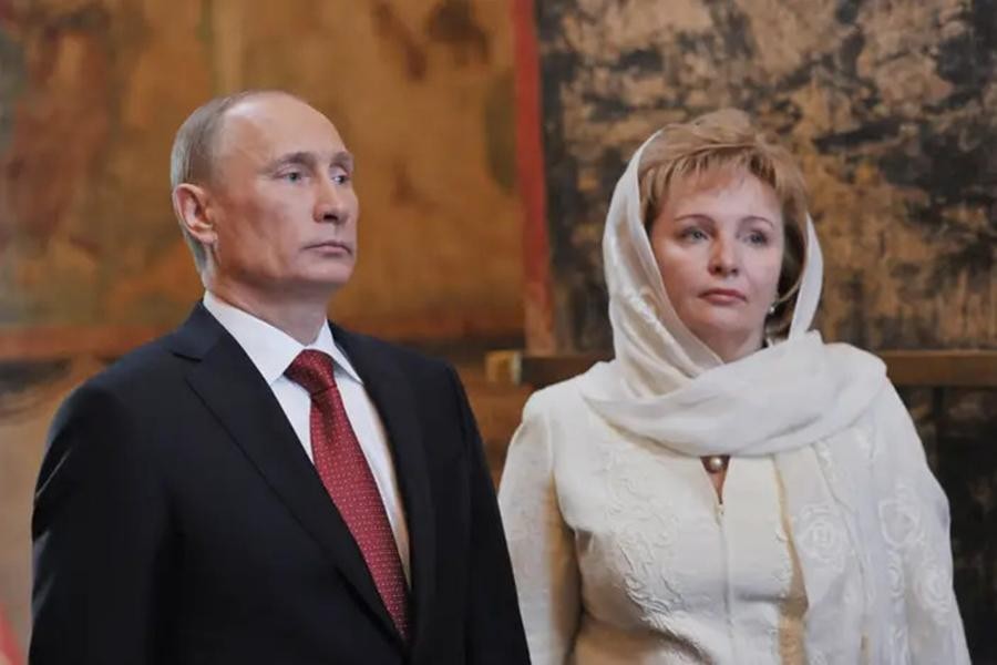 Hình ảnh con gái của Putin từ khi ông mới nắm quyền Tổng thống Nga