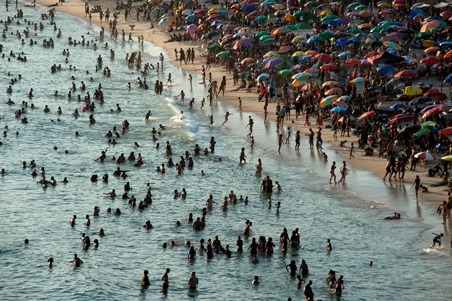Rio de Janeiro nắng nóng kỷ lục, cảm giác nhiệt lên tới 62,3 độ C