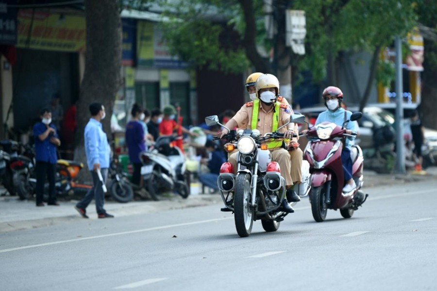 Công an Phú Thọ siết chặt an ninh, đảm bảo ATGT khu vực Sân vận động Việt Trì 