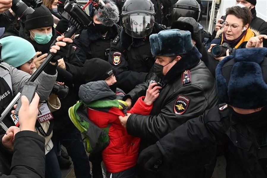 [ẢNH] Biểu tình ở Nga đòi thả lãnh đạo đối lập Alexei Navalny