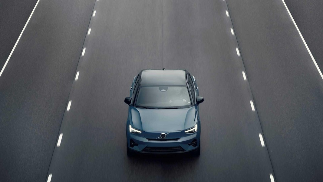 [ẢNH] Volvo C40 Recharge: Xe điện hoàn toàn mới đến từ Thụy Điển