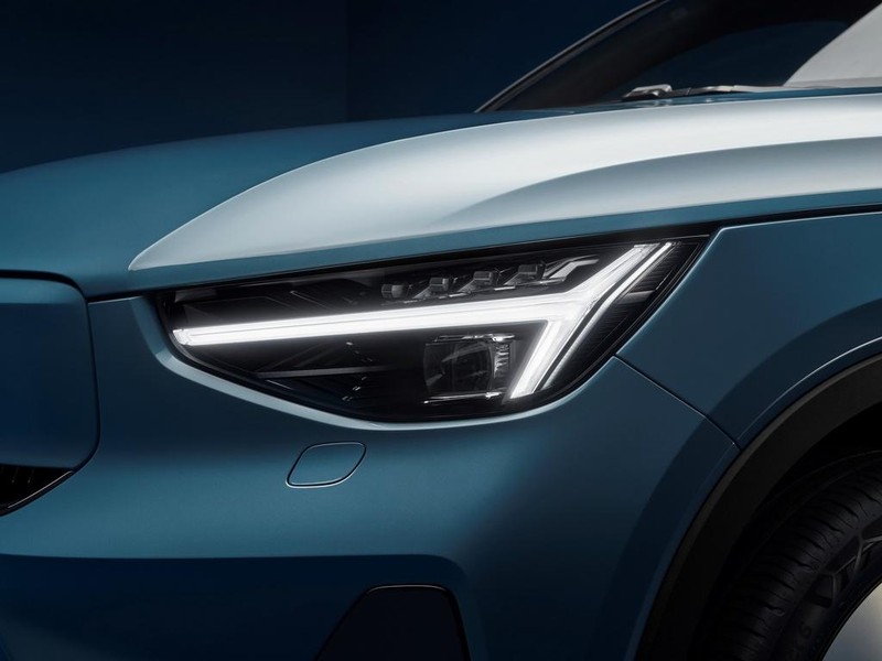 [ẢNH] Volvo C40 Recharge: Xe điện hoàn toàn mới đến từ Thụy Điển