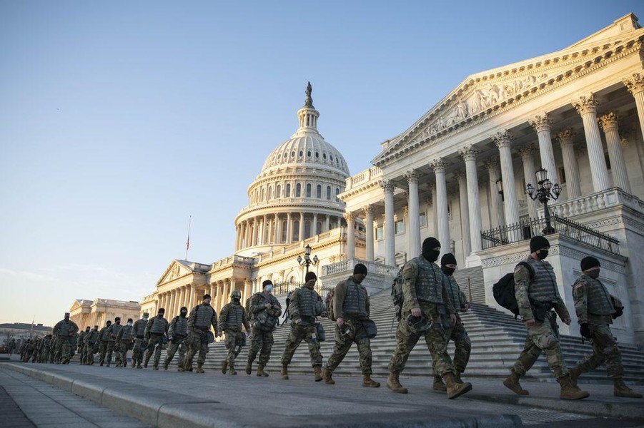[ẢNH] Vệ binh quốc gia Mỹ có thể tiếp tục bảo vệ Điện Capitol thêm 60 ngày