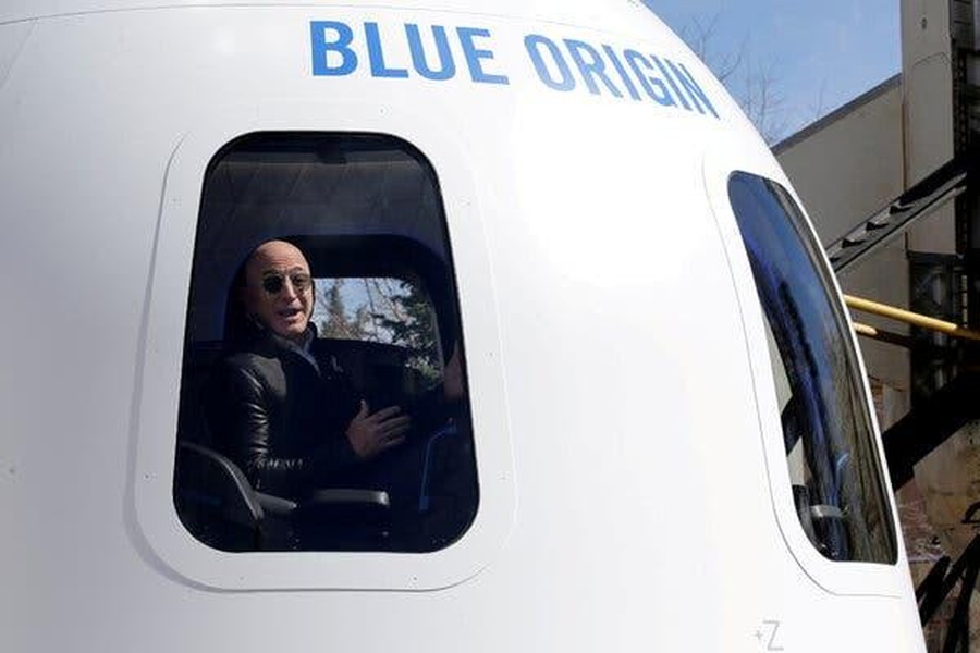 [ẢNH] Tỉ phú Jeff Bezos sẽ bay vào vũ trụ trong tháng 7