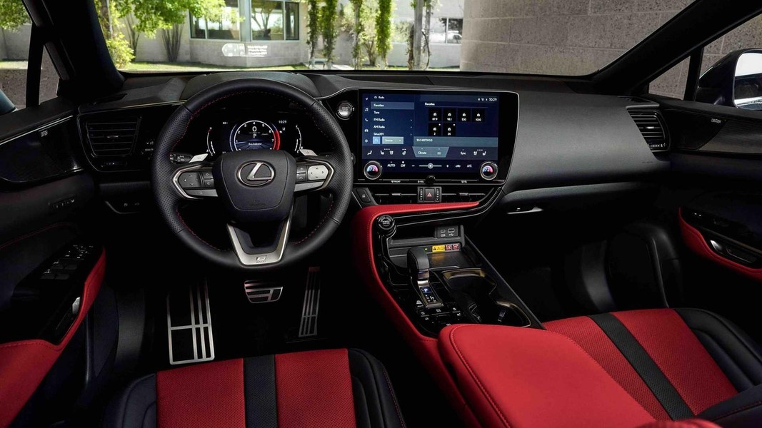 [ẢNH] Lexus NX 2022: Mềm mại và hiện đại hơn, thêm động cơ điện