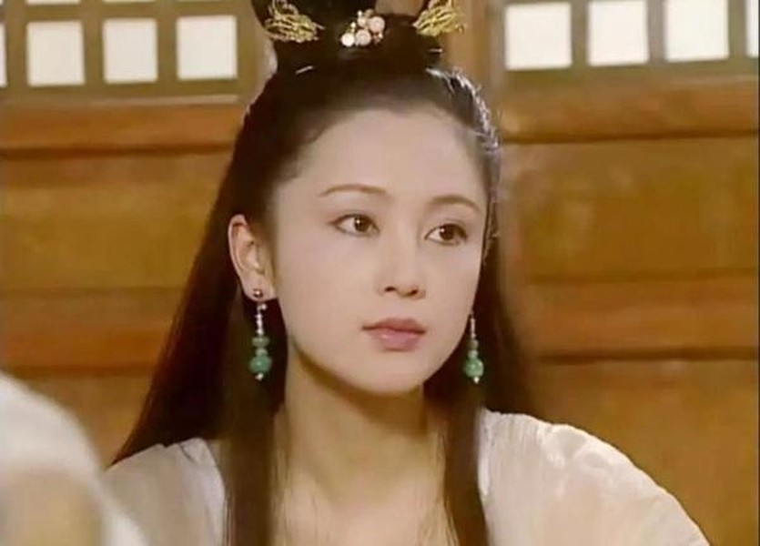 [ẢNH] Cuộc sống viên mãn của “Nữ diễn viên xinh đẹp nhất Trung Quốc” Trần Hồng 