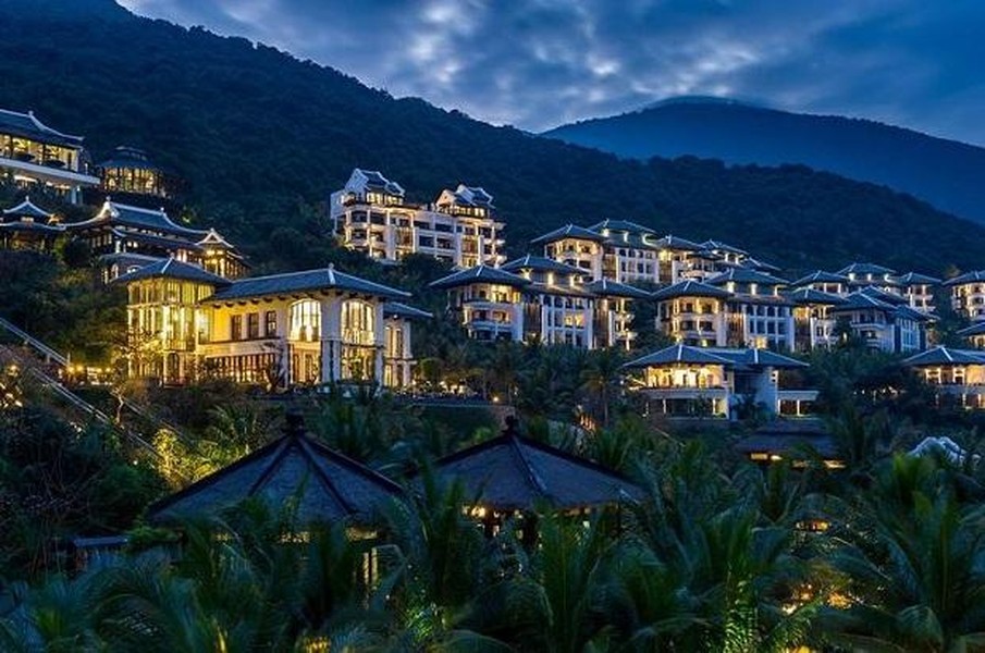 [ẢNH] Cận cảnh 5 khách sạn 6 sao sang trọng bậc nhất Việt Nam