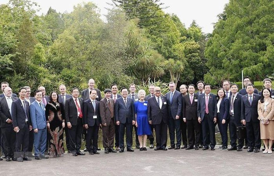 Chủ tịch Quốc hội dự Diễn đàn Hợp tác giáo dục Việt Nam-New Zealand