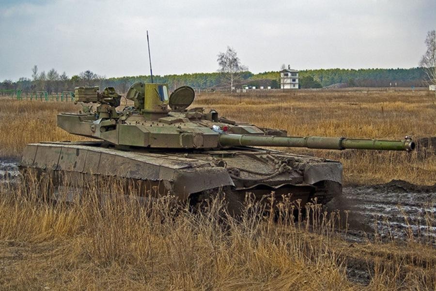 [ẢNH] Mỹ so sánh tăng Armata Nga với tăng Oplot Ukraine