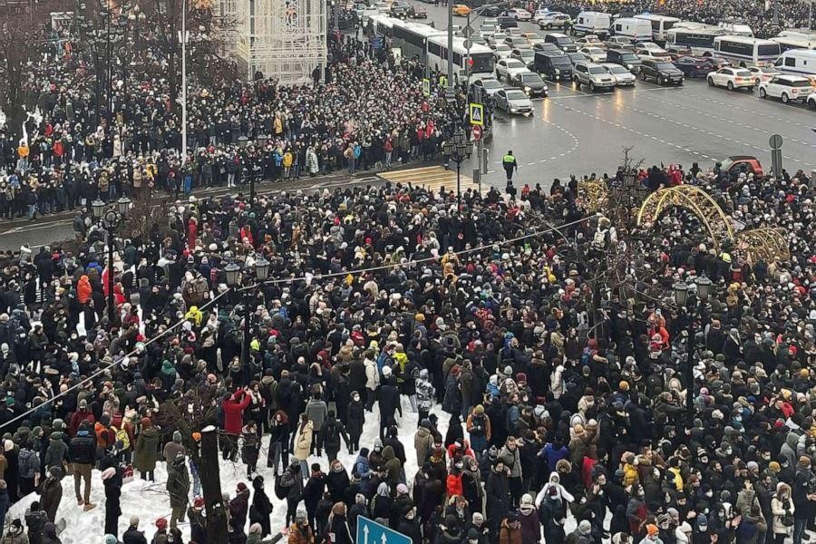 [ẢNH] Nga yêu cầu Mỹ giải trình về cuộc biểu tình trái phép ở Matxcơva