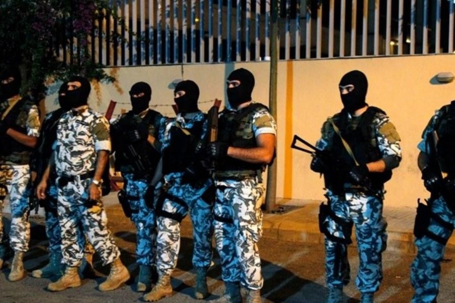 [ẢNH] Tiếp tục xảy ra đụng độ dữ dội giữa lực lượng an ninh Lebanon và người biểu tình ở Tripoli