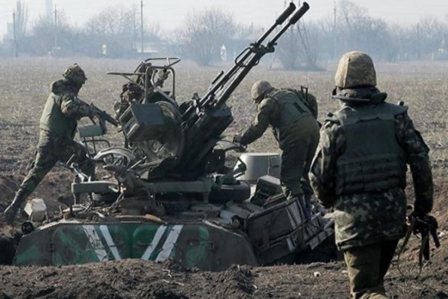  [ẢNH] DPR và LPR sẽ phải vật lộn chiến đấu chống lại 300 xe tăng Ukraine