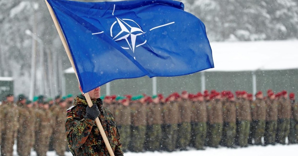 Cuộc chiến Nga-Ukraine: Cả khối NATO góp tiền bạc, vũ khí đấu Nga