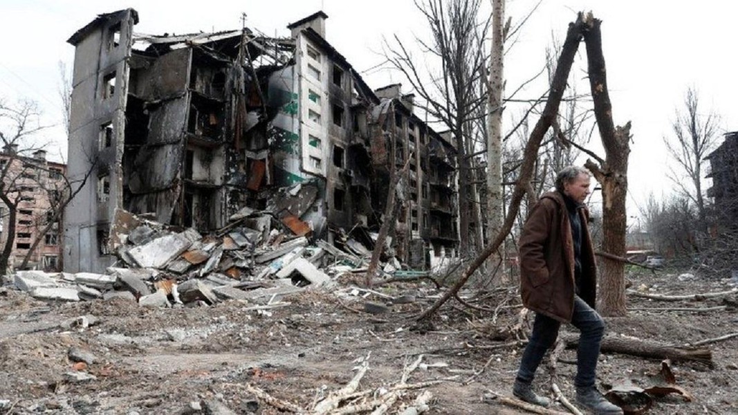 Xung đột Nga-Ukraine: Tổng thống Putin ra lệnh ‘đóng băng’ nhà máy Azovstal