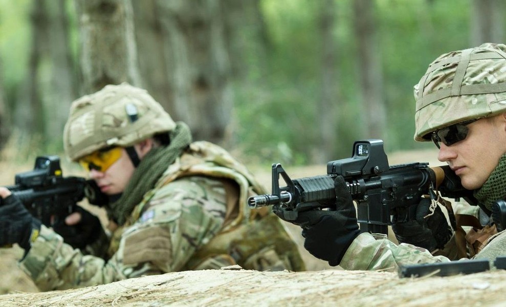 Đặc nhiệm SAS-Anh chỉ huy phòng thủ, chặn đứng Nga trước cửa ngõ Kiev?