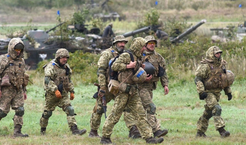 Đặc nhiệm SAS-Anh chỉ huy phòng thủ, chặn đứng Nga trước cửa ngõ Kiev?