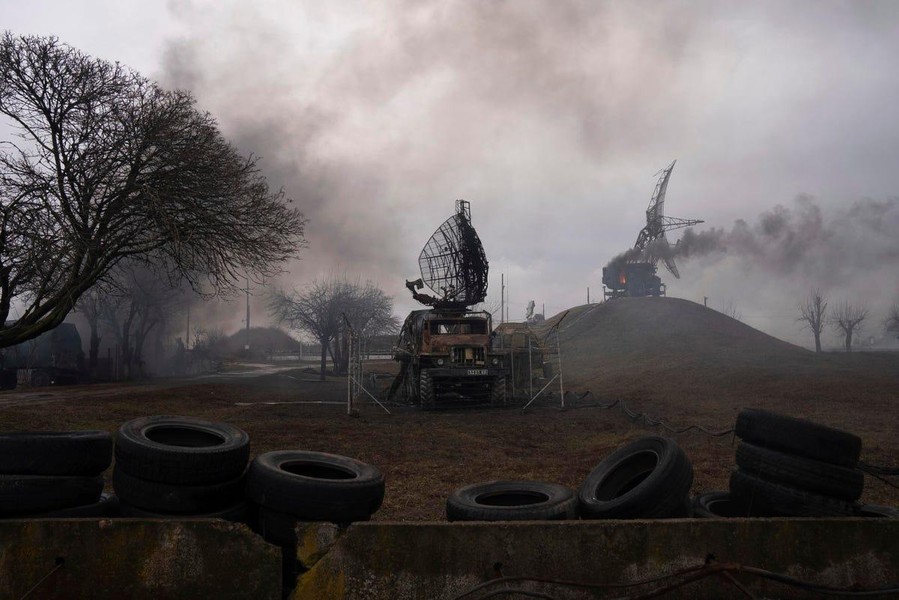 Ukraine nhận sát thủ radar của Mỹ, cục diện ở Donbass có thể đảo chiều?