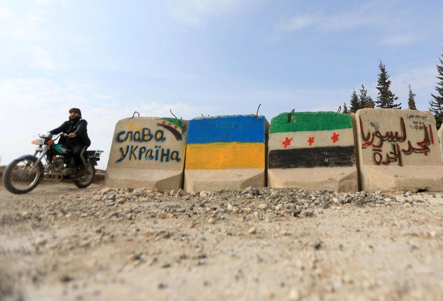 Hàng nghìn tay súng khủng bố Syria đã sang Ukraine?