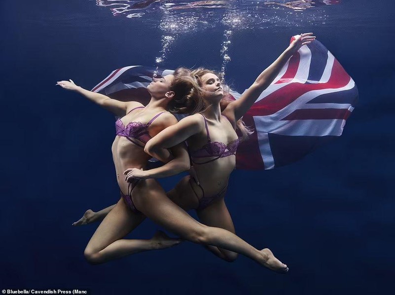 [ẢNH] Hai mỹ nhân Olympic khoe bộ ảnh bikini đẹp hút hồn