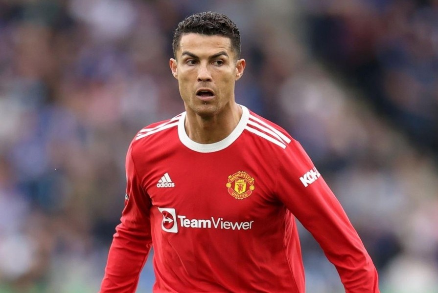 Ronaldo bất lực trong trận thua bạc nhược của M.U