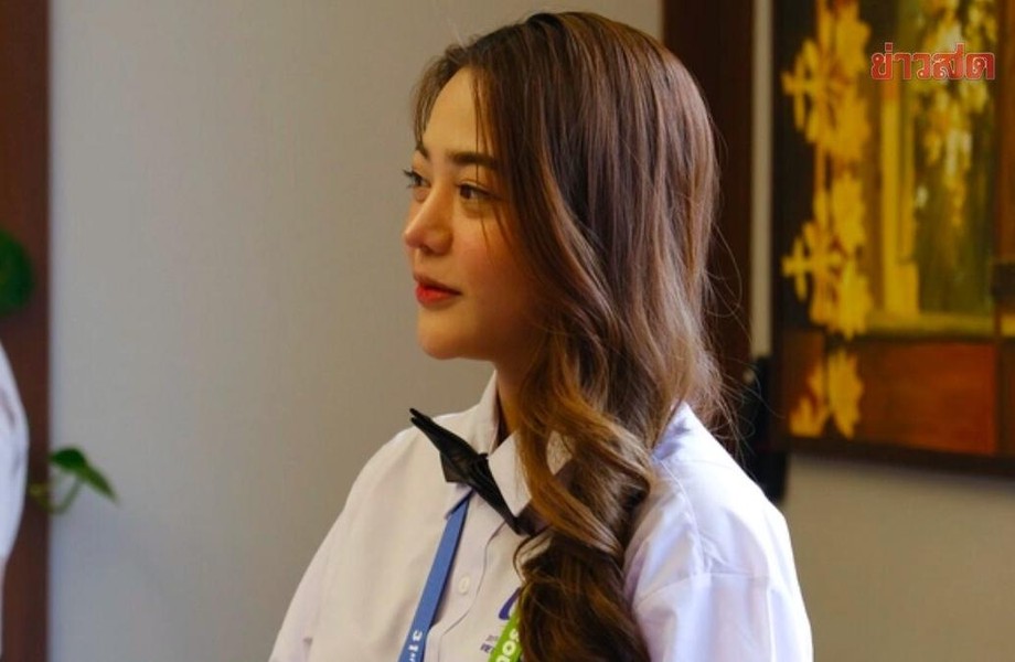 Nữ chuyên gia Thái Lan xinh như mộng ở SEA Games 31