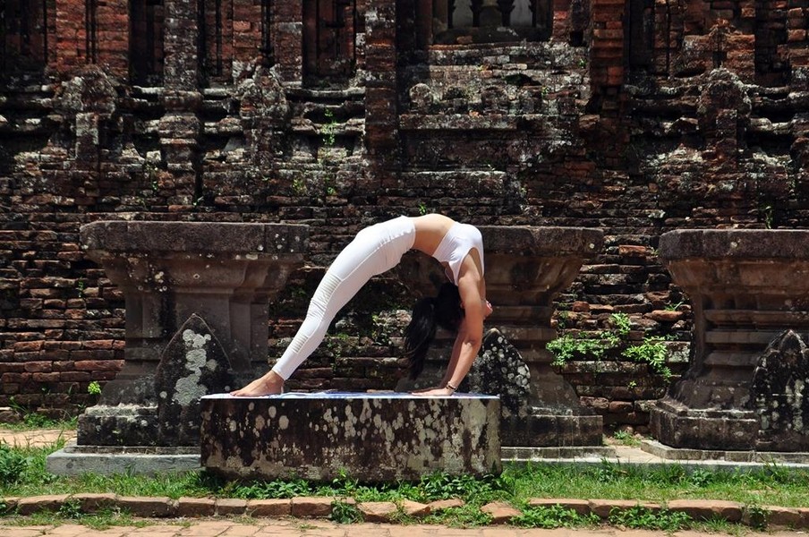 Vẻ đẹp cô gái Hà Nội hơn 20 năm theo đuổi yoga