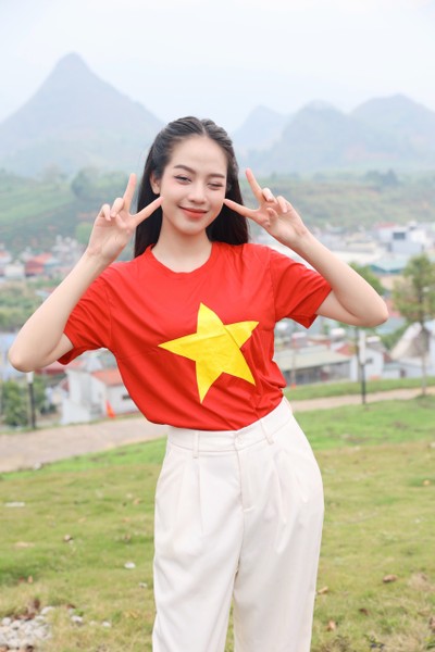 Dàn Hoa hậu, người đẹp khoe sắc ở Tiền Phong Marathon 2023