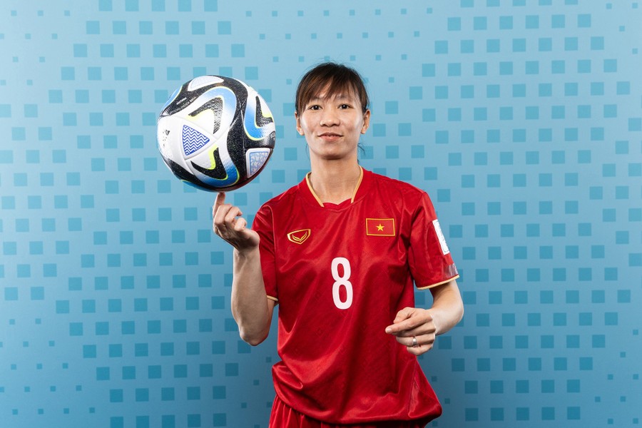 Tuyển nữ Việt Nam đầy khí chất trong bộ ảnh World Cup 2023 của FIFA