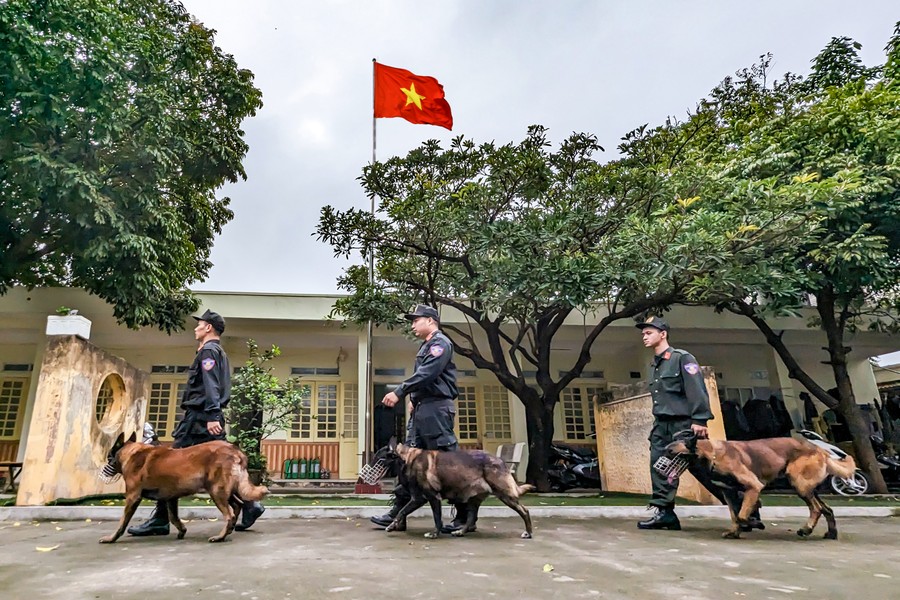 Tận mắt xem hoạt động của đơn vị chiến đấu đặc biệt Trung đoàn CSCĐ CATP Hà Nội 