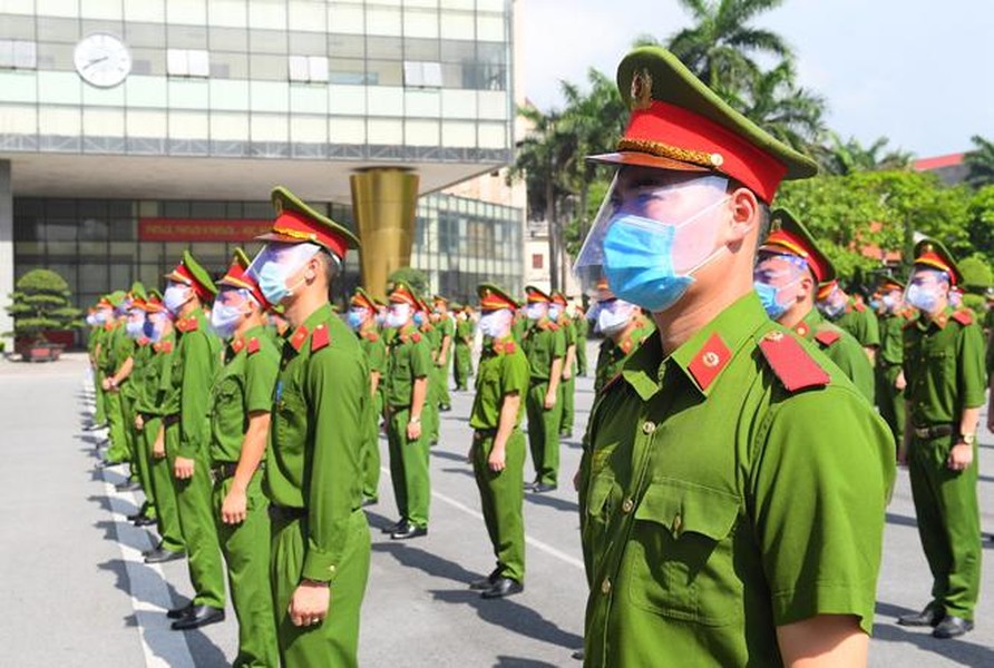 Lực lượng Công an chi viện hỗ trợ Bắc Ninh chống dịch Covid-19