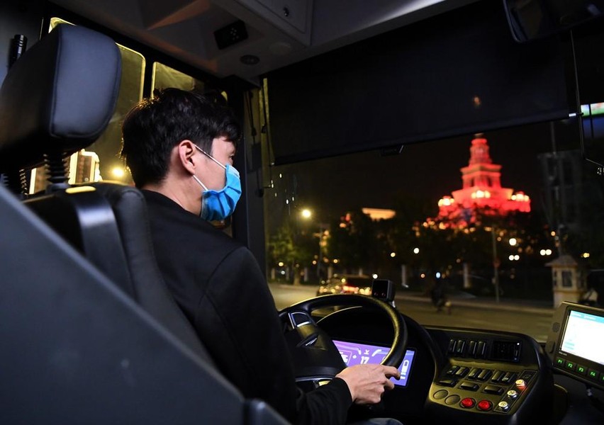 Trải nghiệm xe buýt “xanh” ở Hà Nội
