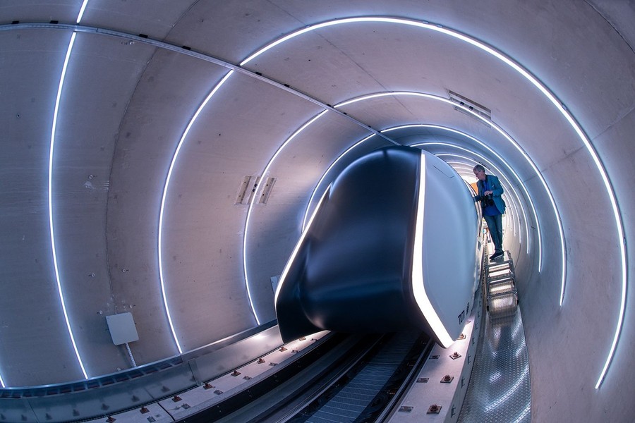 Đường hầm vận chuyển người bằng nam châm lên đến 1.000km/h