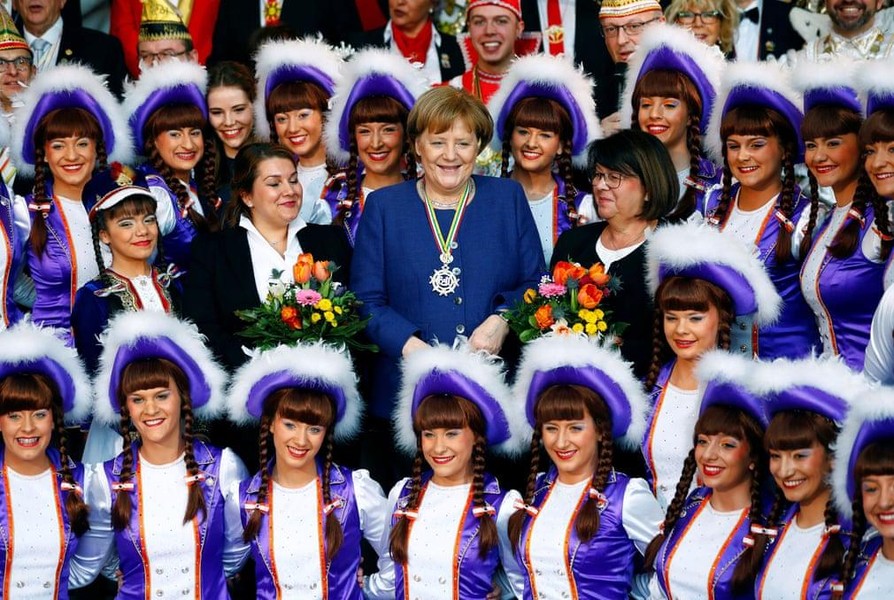 [ẢNH] Những khoảnh khắc đáng nhớ về bà Merkel trong 16 năm làm Thủ tướng Đức