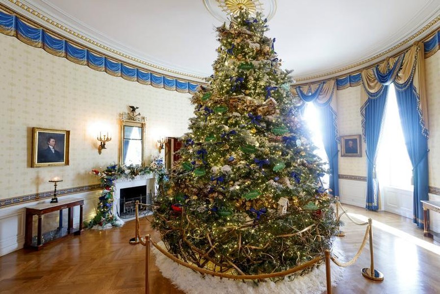 Nhà Trắng trang hoàng lung linh đón Giáng sinh