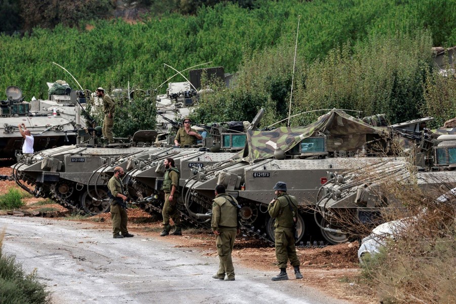 Đề phòng Hezbollah tấn công, Israel triển khai quân tới biên giới với Lebanon 