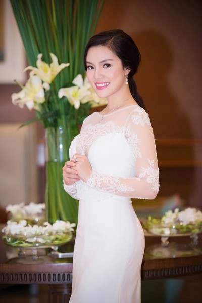 Ca sĩ Ngọc Anh khoe dáng nuột nà, quyến rũ ảnh 3 Ca sĩ Ngọc Anh khoe dáng nuột nà, quyến rũ ảnh 3