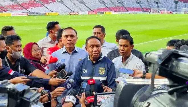 Bộ trưởng Indonesia kêu gọi CĐV không làm phiền tuyển Việt Nam ảnh 1