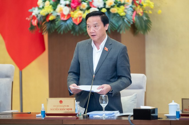Phó Chủ tịch Quốc hội Nguyễn Khắc Định phát biểu tại phiên họp ảnh 2