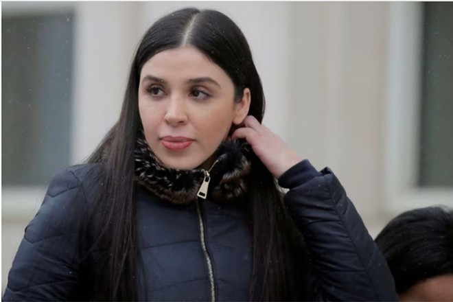 Emma Coronel Aispuro tại phiên tòa xét xử chồng mình – trùm ma túy Joaquin Guzman tại Tòa án Liên bang Brooklyn, ở New York, Mỹ ngày 12-2-2019 ảnh 1