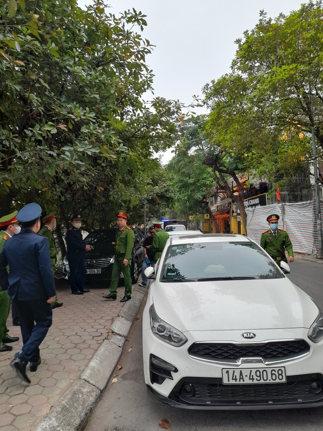 “Giữ’ vỉa hè trên địa bàn quận Hà Đông: Cần sự quyết liệt ngay từ Ban chỉ đạo 197 các cấp ảnh 2