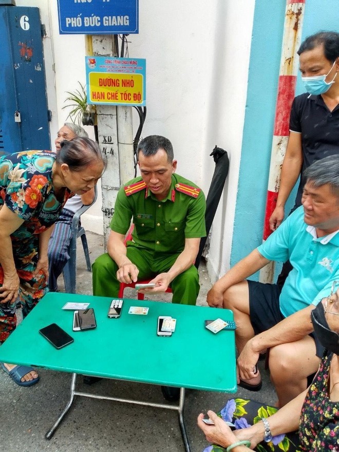 Từng cấp chỉ huy phải thật sự gương mẫu, nêu gương, dám nghĩ, dám làm ảnh 2