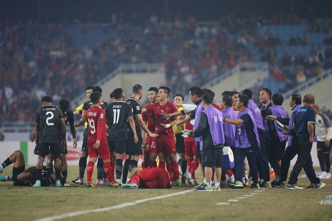 Tiến Linh lập cú đúp đưa ĐT Việt Nam vào chung kết AFF Cup 2022 ảnh 2