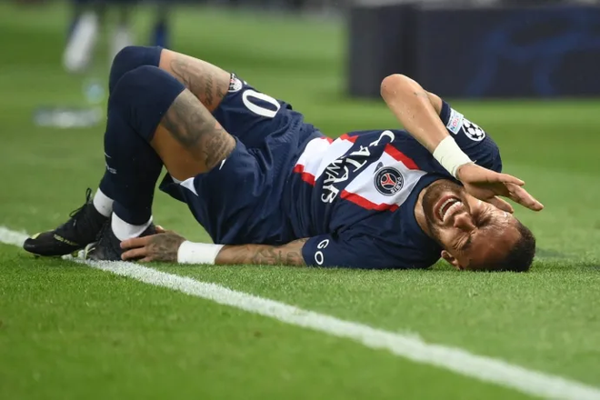 Chấn thương nặng, Neymar báo tin dữ cho PSG ảnh 1