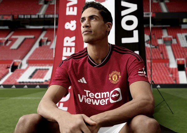 MU trình làng áo đấu hoàn toàn mới ảnh 3