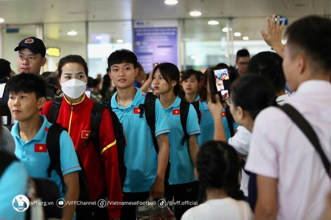 Tuyển nữ Việt Nam trở về, hoàn tất quá trình chuẩn bị cho World Cup 2023 ảnh 1