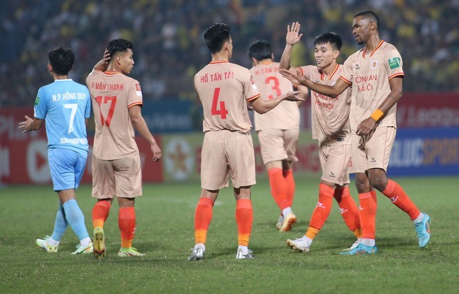 CLB Công an Hà Nội lần thứ 4 chạm trán Nam Định FC ảnh 1